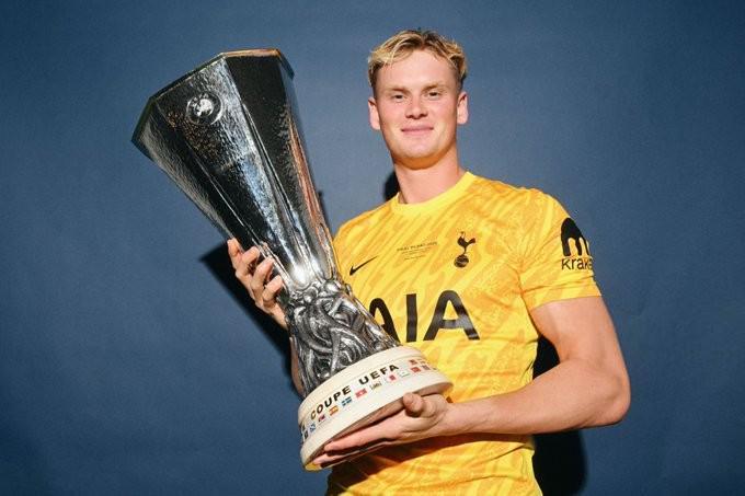 百家乐网站-莫雷托:西汉姆联即将租借热刺门将金斯基,含选择买断条款